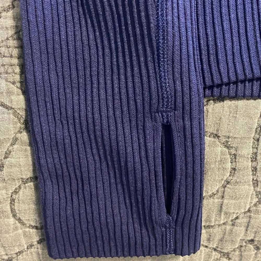 Lululemon Athletica Blue Ribbed Long Sleeve Top - Like New - Picture 4 of 6